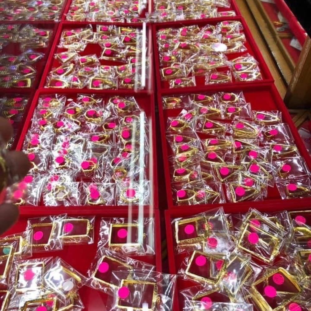 กรอบทองคำแท้80% มีทุกทรงทุกพิมพ์